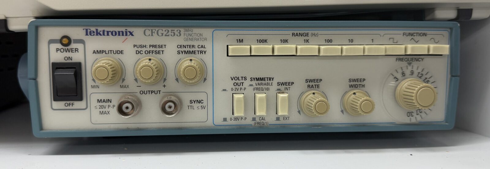Function Generator: A signal generator is stored in the cabinet at the electrical station in 2109.